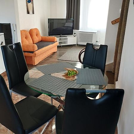 Var-Lak Apartman Балатонфюзфё Экстерьер фото