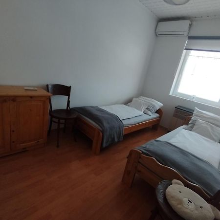 Var-Lak Apartman Балатонфюзфё Экстерьер фото