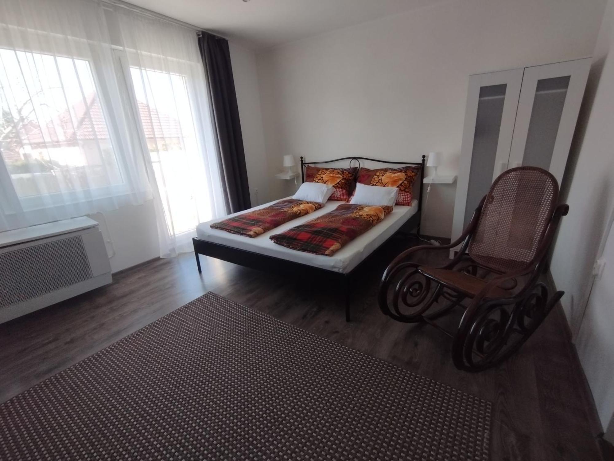 Var-Lak Apartman Балатонфюзфё Экстерьер фото